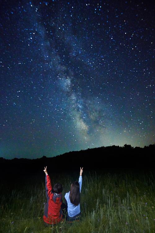 为什么大西北可以看星空「国内旅游看星空草原攻略图」 健康知识 为什么大西北可以看星空「国内旅游看星空草原攻略图」 为什么大西北可以看星空「国内旅游看星空草原攻略图」 健康知识
