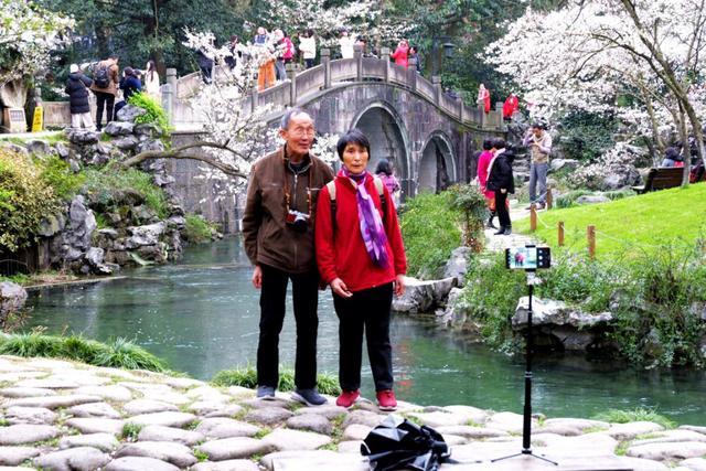 一对老夫妻想去旅游:大家推荐下哪些景点适合他们去的「适合老年人国内旅游攻略的地方」 美食食谱 一对老夫妻想去旅游:大家推荐下哪些景点适合他们去的「适合老年人国内旅游攻略的地方」 一对老夫妻想去旅游:大家推荐下哪些景点适合他们去的「适合老年人国内旅游攻略的地方」 美食食谱